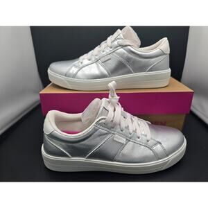 Ryka Viv Classic Ryka Silver Met Sneakers Women’s Size 9W NWB